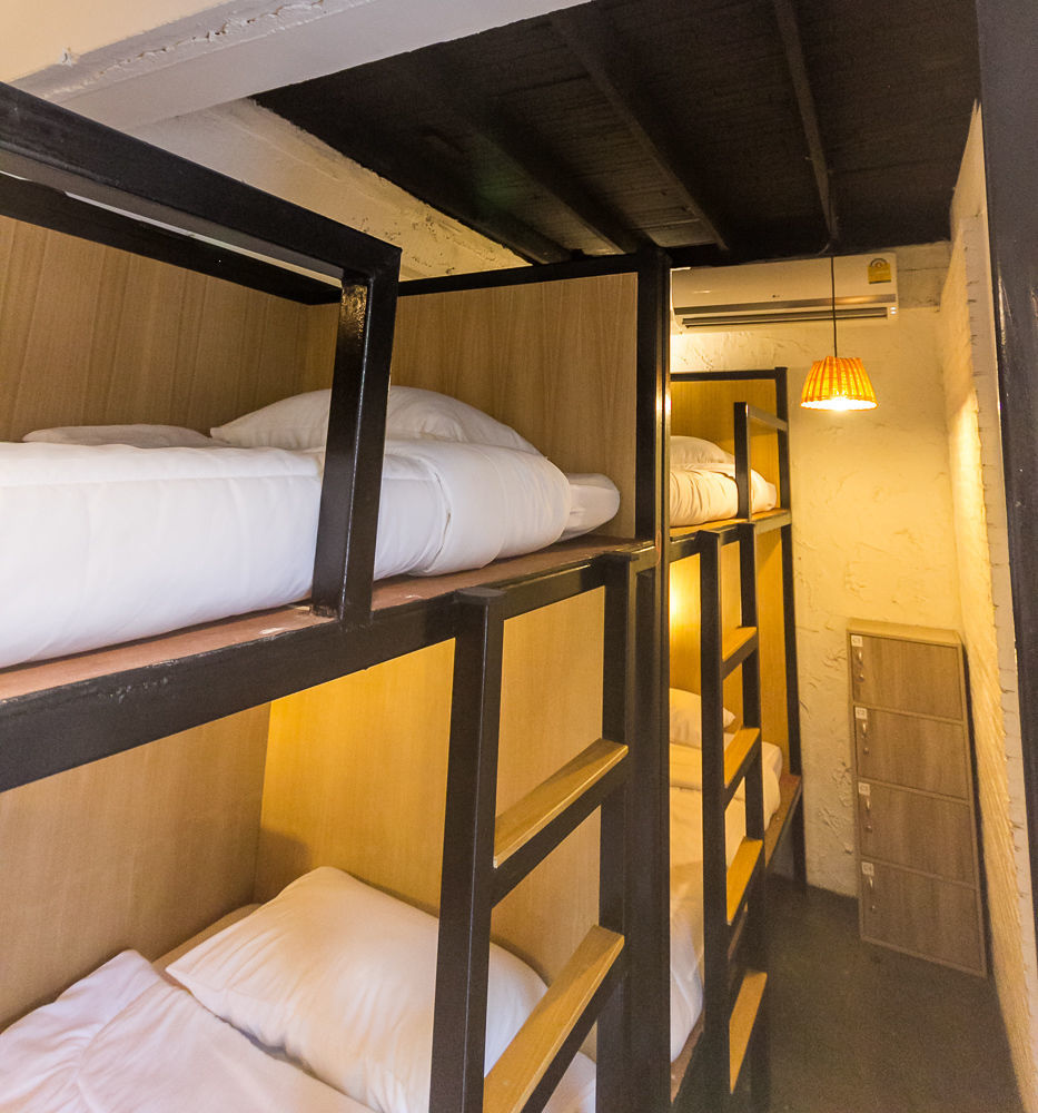 Z'S Hostel At Tha Phae Gate Чиангмай Экстерьер фото